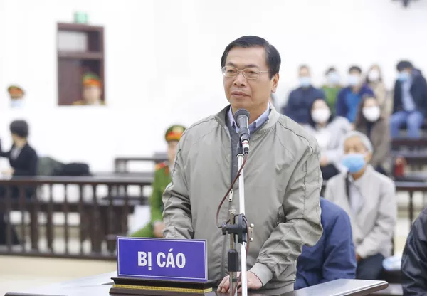 Nhiều bị cáo vắng mặt, hoãn phiên tòa xét xử cựu Bộ trưởng Vũ Huy Hoàng Nhiều bị cáo vắng mặt, hoãn phiên tòa xét xử cựu Bộ trưởng Vũ Huy Hoàng - Sputnik Việt Nam