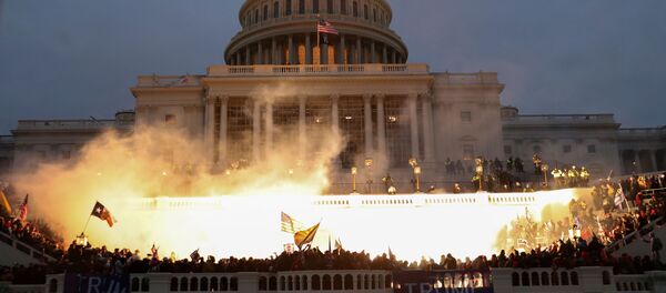 Vụ nổ bên ngoài tòa nhà Quốc hội ở Washington - Sputnik Việt Nam