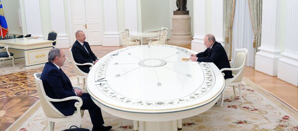 Сuộc gặp giữa Tổng thống Nga Vladimir Putin với Tổng thống Azerbaijan Ilham Aliyev và Thủ tướng Armenia Nikol Pashinyan - Sputnik Việt Nam