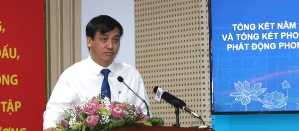 Phó Chủ tịch UBND Thành phố Hồ Chí Minh Lê Hoà Bình phát biểu tại Hội nghị. - Sputnik Việt Nam