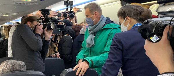 Alexei Navalny trở về Nga - Sputnik Việt Nam