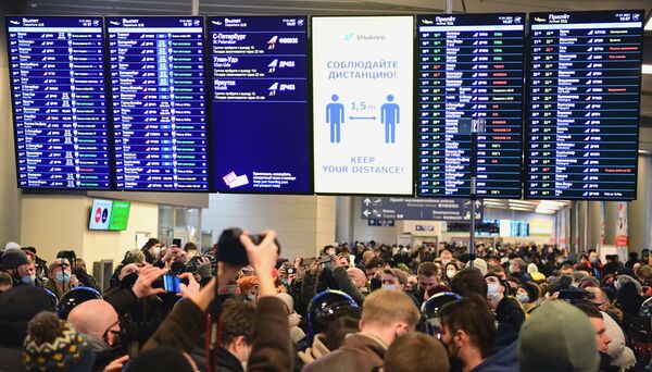 Navalny bị tạm giam 30 ngày - Sputnik Việt Nam