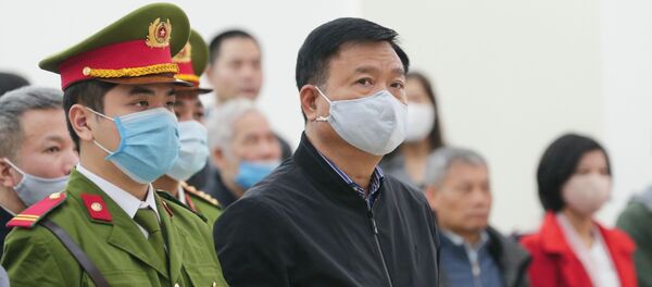 Phiên tòa hình sự sơ thẩm xét xử vụ án xảy ra tại Dự án Nhà máy nhiên liệu sinh học Ethanol Phú Thọ - Sputnik Việt Nam