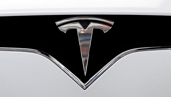 Logo Tesla - Sputnik Việt Nam