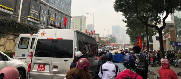 Ùn tắc giao thông khi diễn ra Đại hội XIII - Sputnik Việt Nam