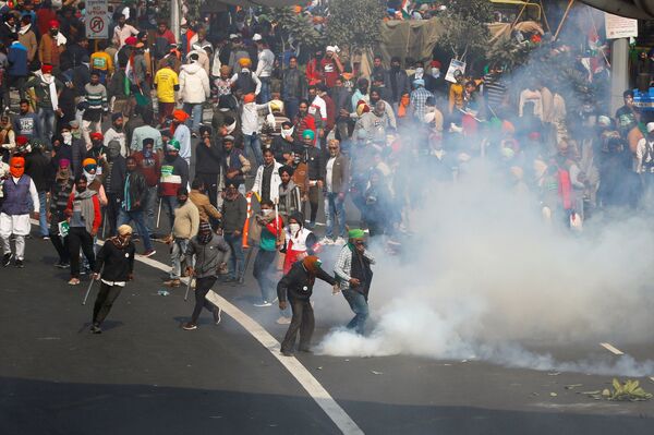 Trong cuộc biểu tình của nông dân ở Ấn Độ, một người thiệt mạng - Sputnik Việt Nam