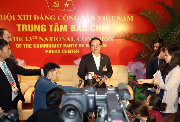 Quan hệ Việt Nam – Trung Quốc sau Đại hội XIII: Có liên minh với Mỹ để chống Bắc Kinh? - Sputnik Việt Nam