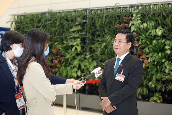 Nhân sự Đại hội XIII sẽ đại diện cho trí tuệ, ý chí, khát vọng vươn lên của nhân dân Việt Nam Nhân sự Đại hội XIII sẽ đại diện cho trí tuệ, ý chí, khát vọng vươn lên của nhân dân Việt Nam - Sputnik Việt Nam
