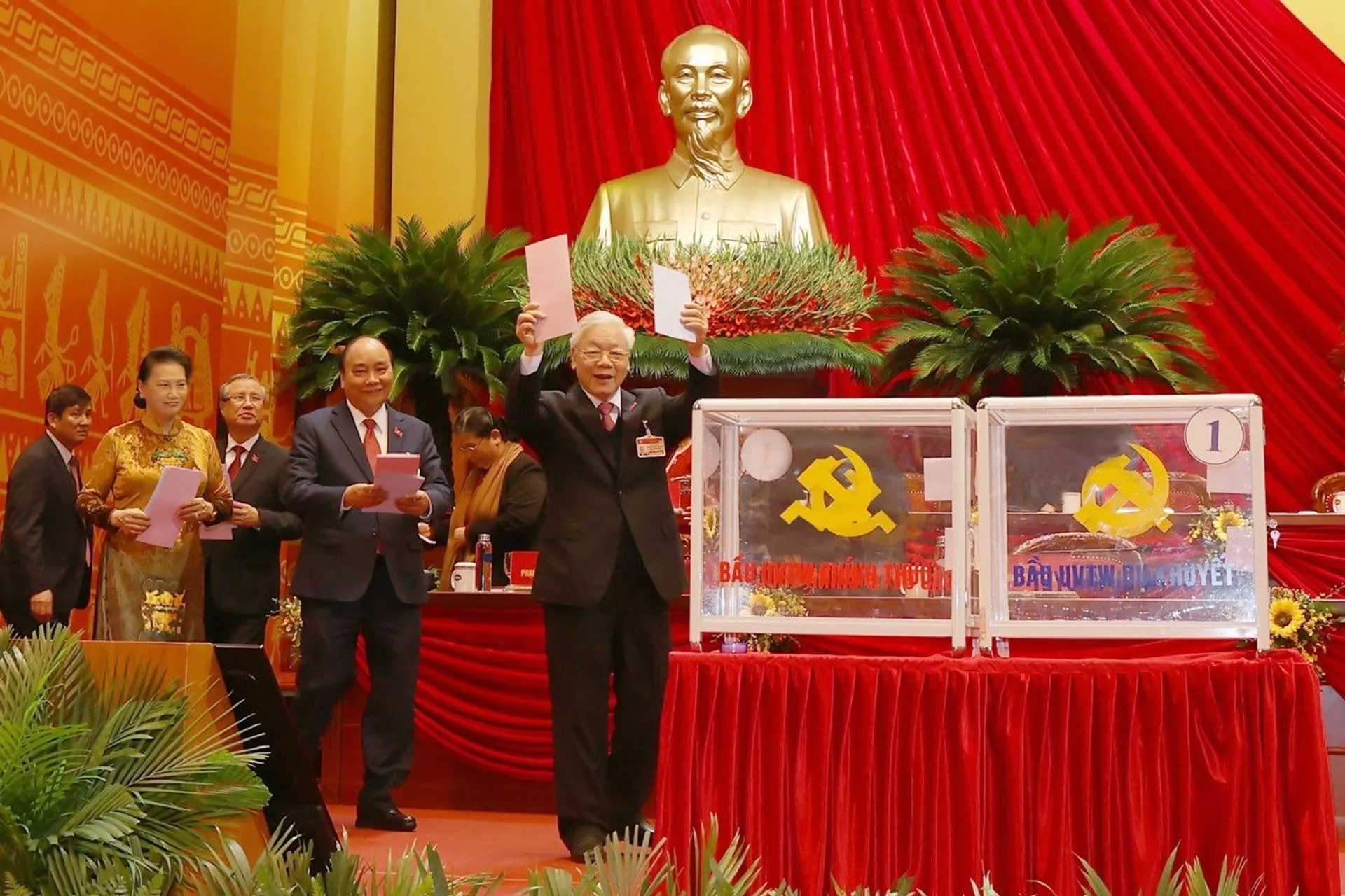 Chuyên gia: Việt Nam sẽ phải “đi trên lưỡi dao” trong quan hệ giữa Bắc Kinh và Washington Chuyên gia: Việt Nam sẽ phải “đi trên lưỡi dao” trong quan hệ giữa Bắc Kinh và Washington - Sputnik Việt Nam, 1920, 01.02.2021