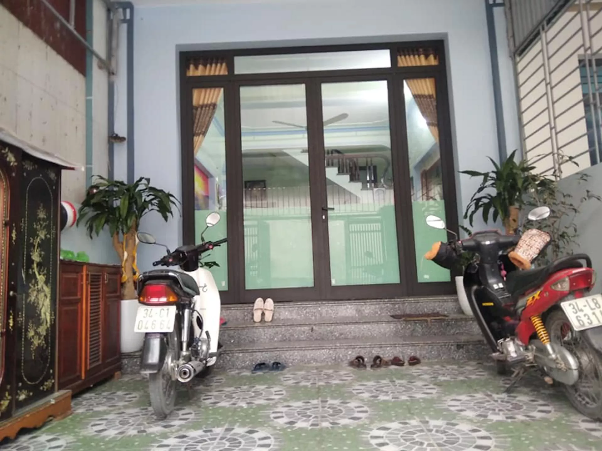 Dân Chí Linh, Vân Đồn: người đón Tết trong khu cách ly, người ở lại Hà Nội Dân Chí Linh, Vân Đồn: người đón Tết trong khu cách ly, người ở lại Hà Nội - Sputnik Việt Nam, 1920, 11.02.2021