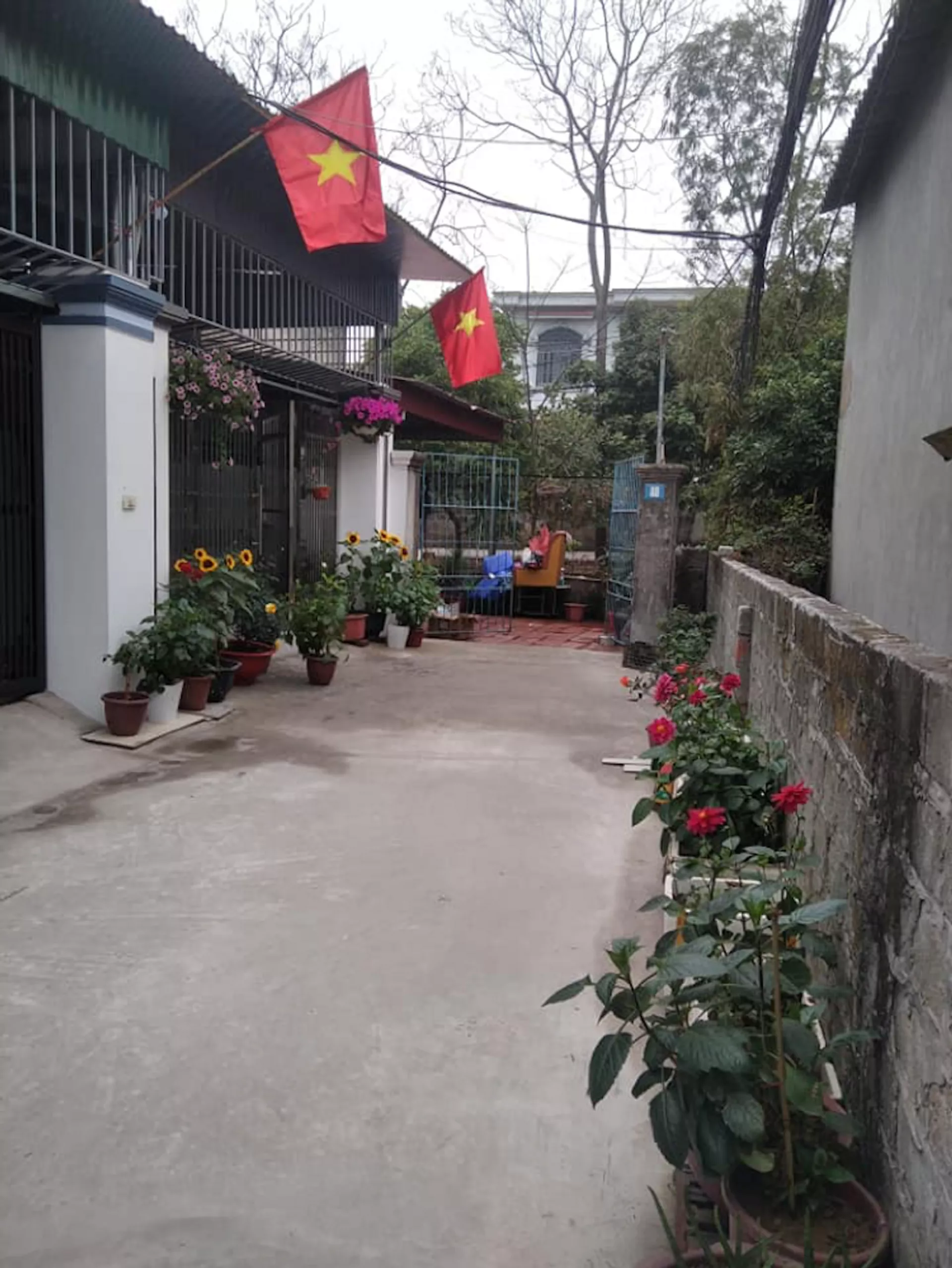 Dân Chí Linh, Vân Đồn: người đón Tết trong khu cách ly, người ở lại Hà Nội Dân Chí Linh, Vân Đồn: người đón Tết trong khu cách ly, người ở lại Hà Nội - Sputnik Việt Nam, 1920, 11.02.2021