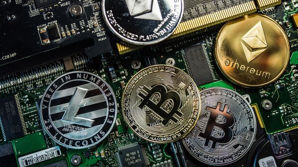 Bitcoin, Litecoin и Ethereum - Sputnik Việt Nam