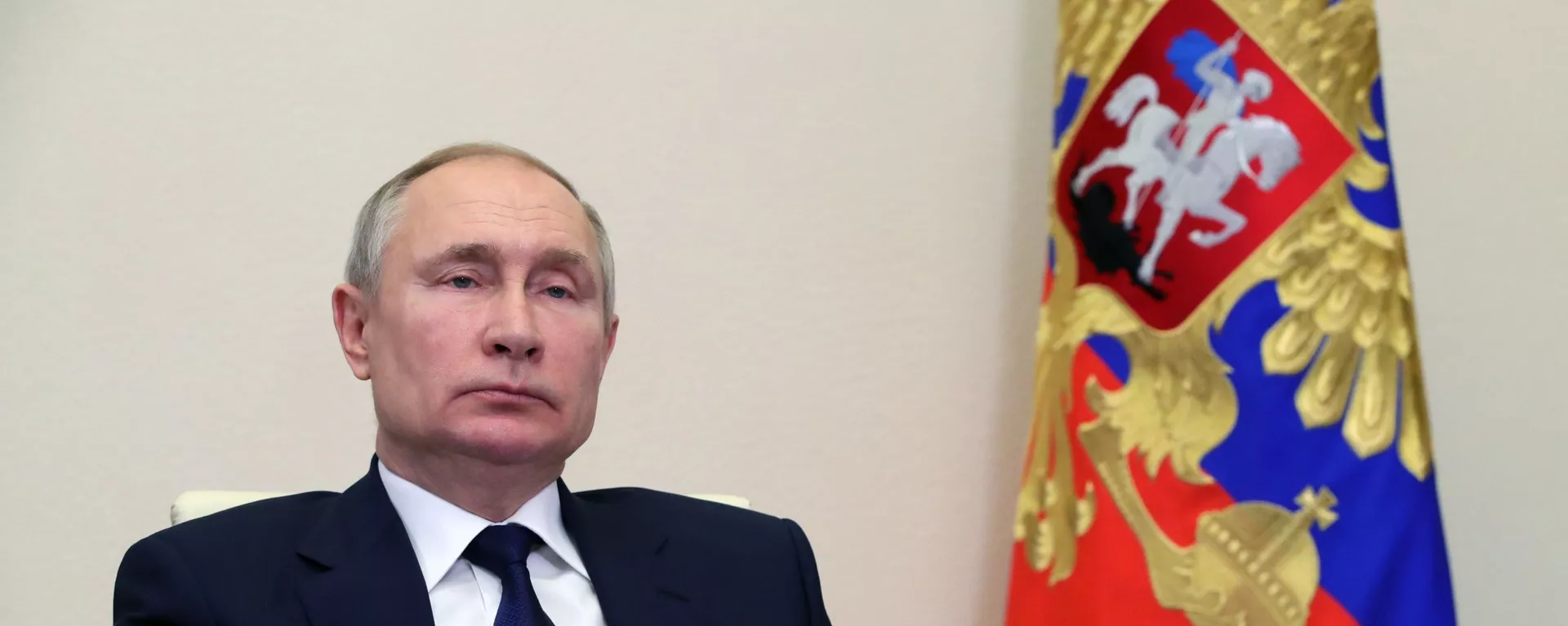 Tổng thống Liên bang Nga V.Putin họp với lãnh đạo các phái của Đuma Quốc gia Liên bang Nga - Sputnik Việt Nam, 1920, 06.04.2022