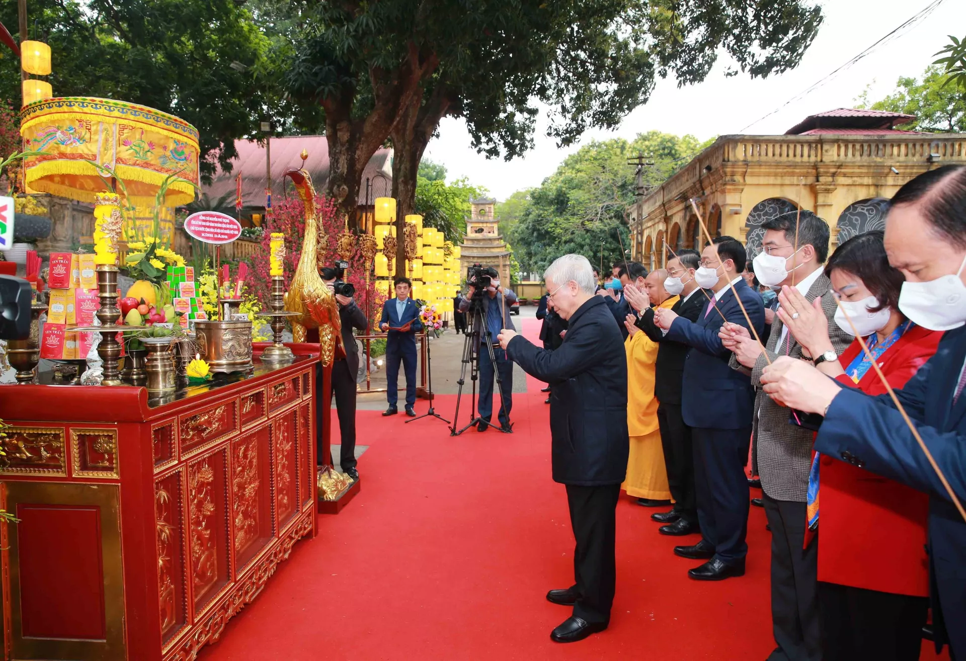 Vì sao Tổng Bí thư, Chủ tịch nước Nguyễn Phú Trọng chọn trồng cây ở Hoàng thành Thăng Long? Vì sao Tổng Bí thư, Chủ tịch nước Nguyễn Phú Trọng chọn trồng cây ở Hoàng thành Thăng Long? - Sputnik Việt Nam, 1920, 17.02.2021