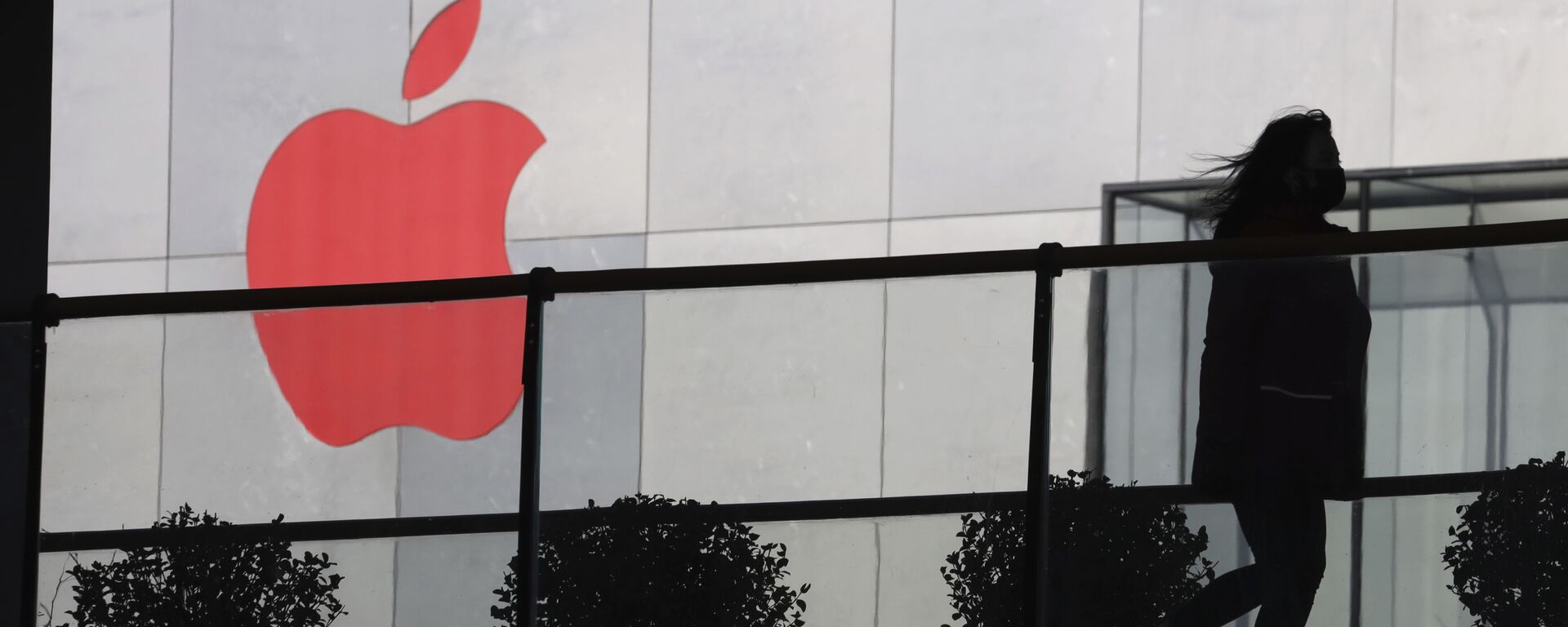 Logo của Apple ở Bắc Kinh, Trung Quốc - Sputnik Việt Nam, 1920, 15.03.2021