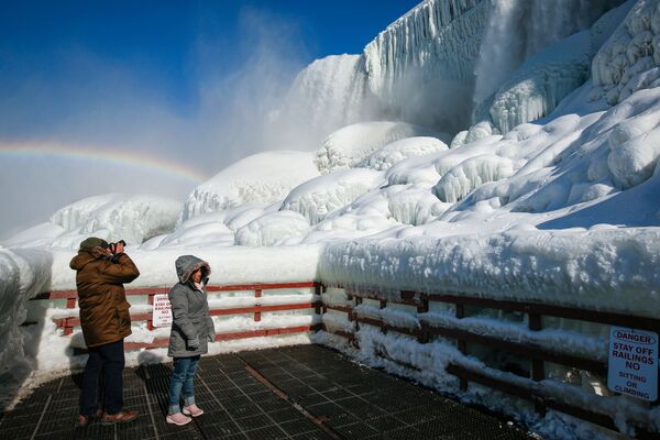 Cầu vồng trên thác Niagara, bang New York, Mỹ - Sputnik Việt Nam