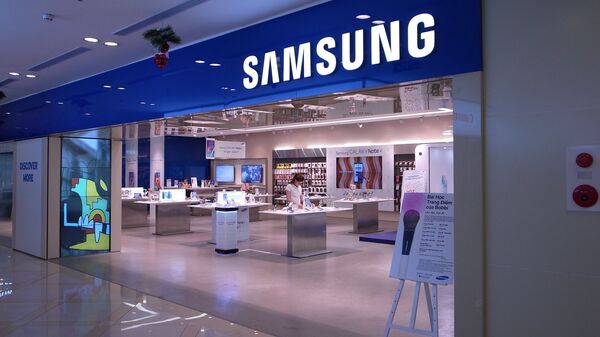 Cửa hàng sản phẩm Samsung tại Việt Nam. - Sputnik Việt Nam