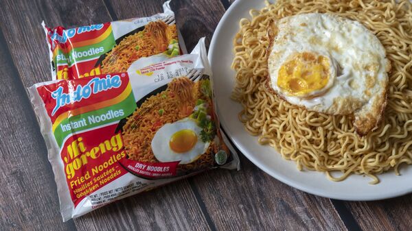 Mì chiên của công ty Indomie. - Sputnik Việt Nam