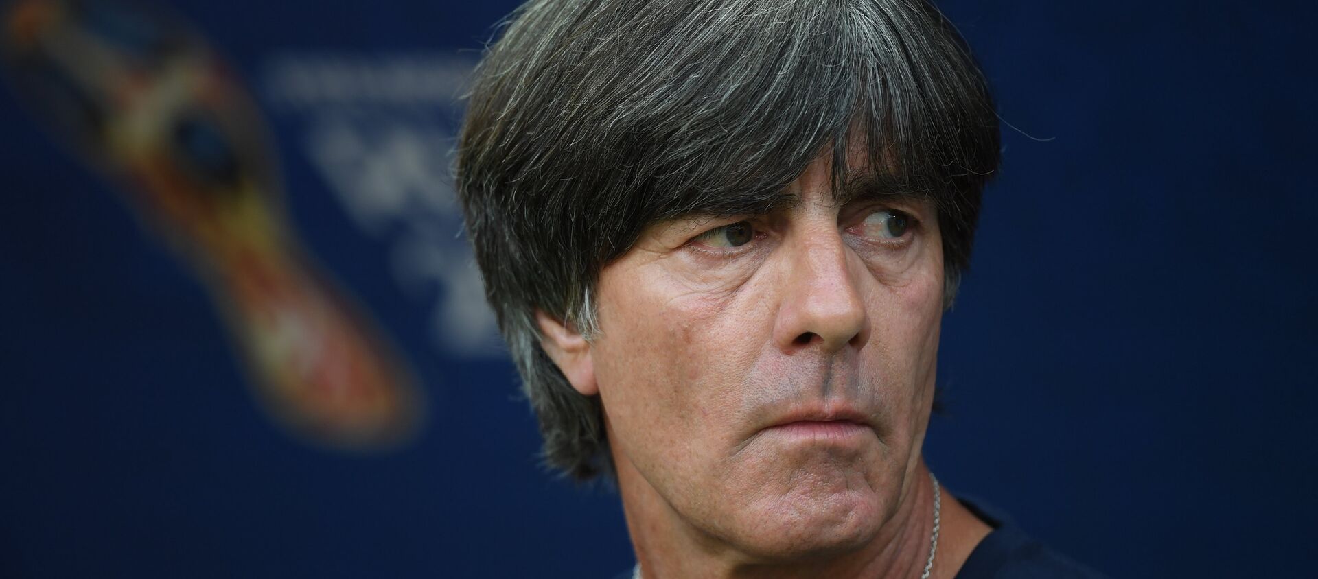 Huấn luyện viên quốc gia Đức Joachim Low trước trận đấu giữa Đức và Hàn Quốc ở Kazan - Sputnik Việt Nam, 1920, 10.03.2021