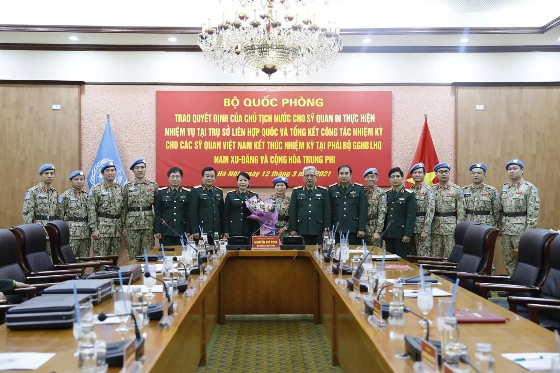 Việt Nam tham gia lực lượng “mũ nồi xanh”: Bảo vệ tổ quốc từ xa Việt Nam tham gia lực lượng “mũ nồi xanh”: Bảo vệ tổ quốc từ xa - Sputnik Việt Nam, 1920, 16.03.2021