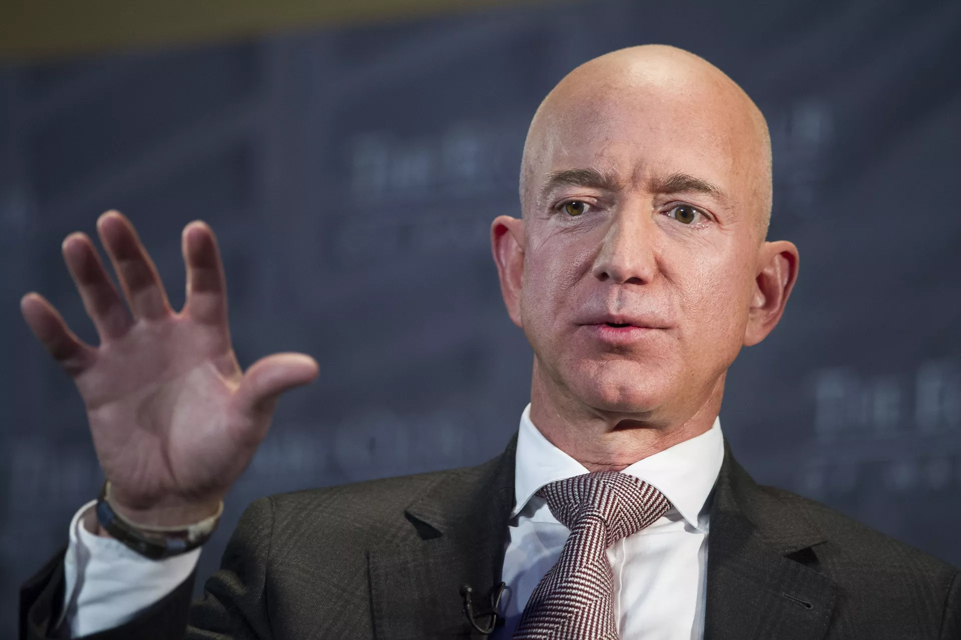 “Chiến tranh” giữa hai tỷ phú Musk và Bezos trong công cuộc chinh phục vũ trụ “Chiến tranh” giữa hai tỷ phú Musk và Bezos trong công cuộc chinh phục vũ trụ - Sputnik Việt Nam, 1920, 17.03.2021