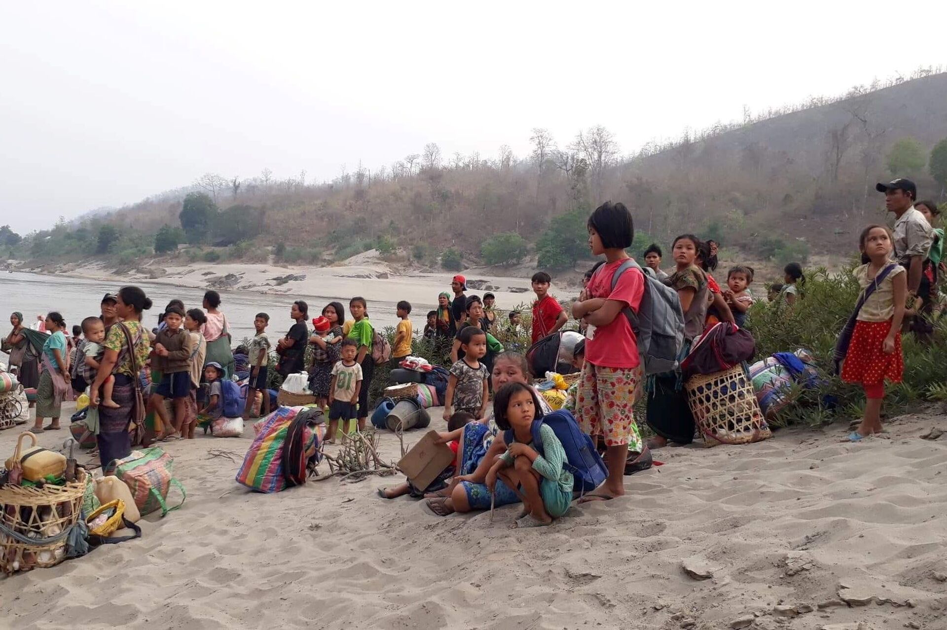 Hơn một ngàn người Myanmar tị nạn ở Thái Lan đã trở về nhà - Sputnik Việt Nam, 1920, 30.03.2021