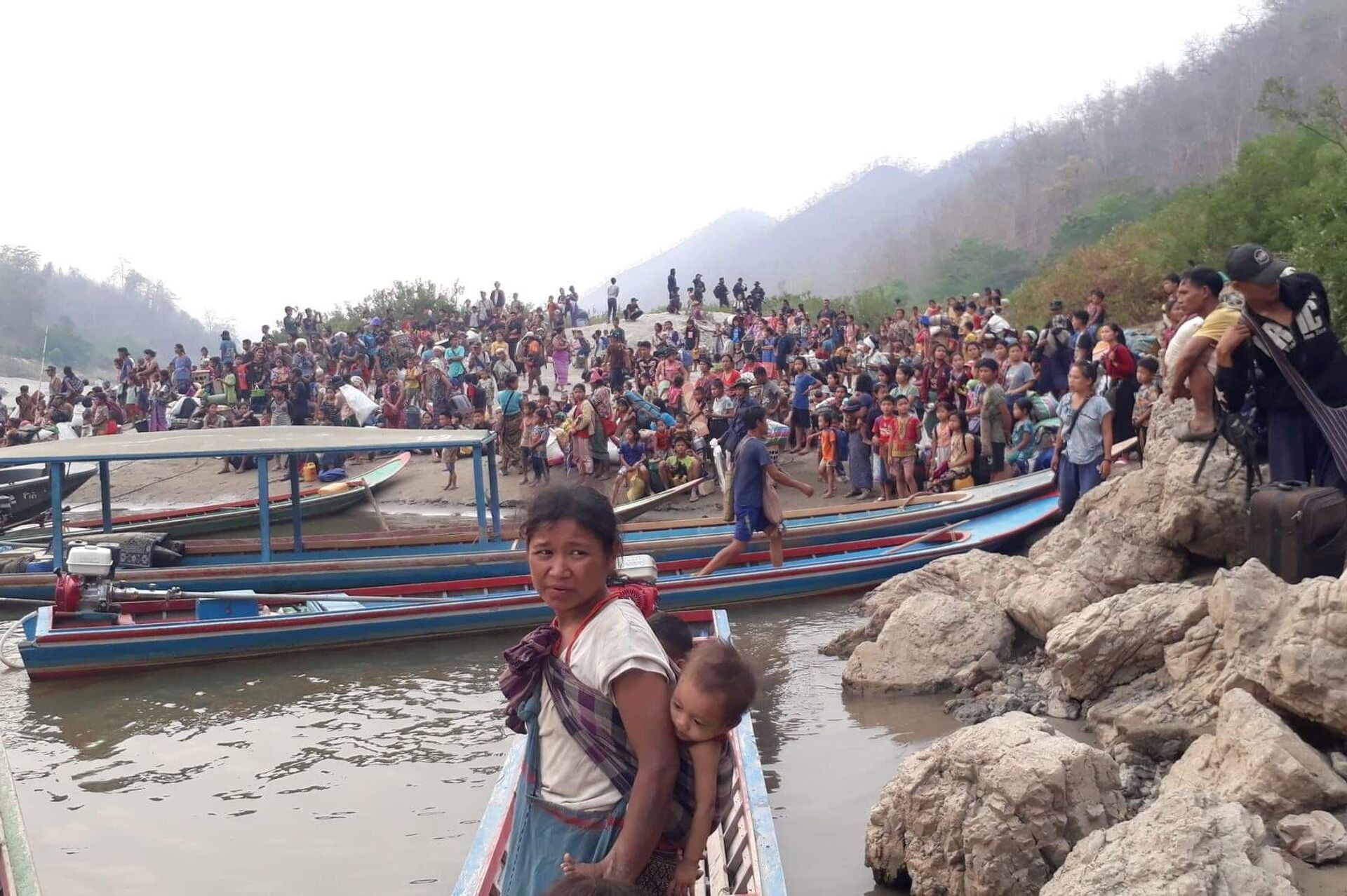 Hơn một ngàn người Myanmar tị nạn ở Thái Lan đã trở về nhà - Sputnik Việt Nam, 1920, 30.03.2021