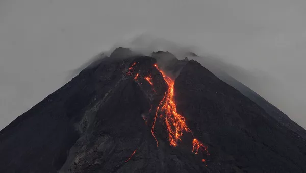 Núi lửa Merapi. - Sputnik Việt Nam
