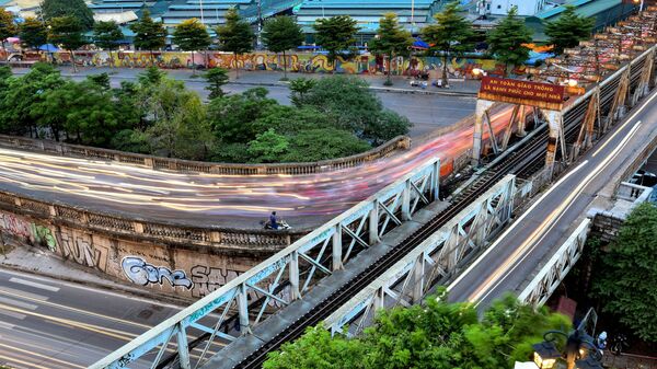 Cầu Long Biên. - Sputnik Việt Nam