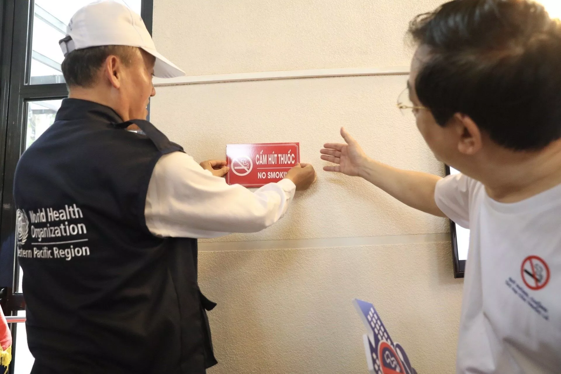 Hà Nội phát động chiến dịch xây dựng khách sạn, nhà hàng không khói thuốc Hà Nội phát động chiến dịch xây dựng khách sạn, nhà hàng không khói thuốc - Sputnik Việt Nam, 1920, 03.04.2021
