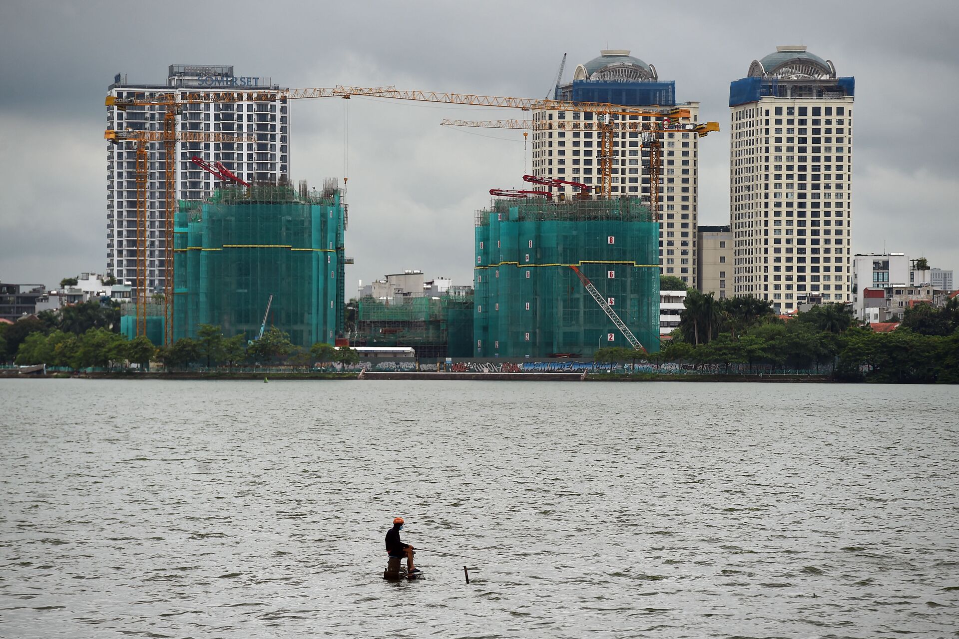 Đất ít, người đông, ‘cơn sốt’ giá: Bức tranh thị trường bất động sản Việt Nam - Sputnik Việt Nam, 1920, 07.04.2021