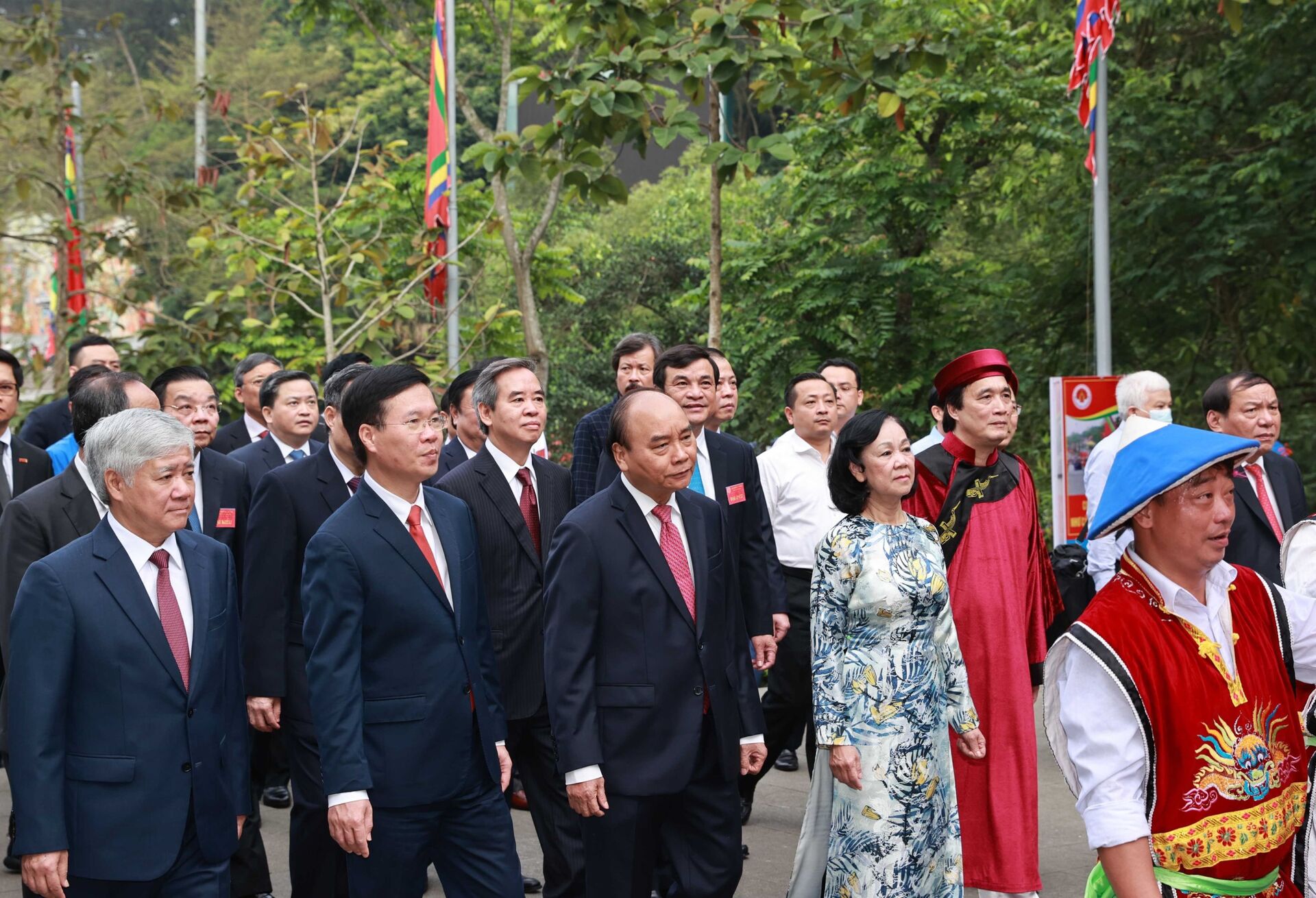 Chủ tịch nước dâng hương Đền Hùng: Cầu quốc thái dân an, xã tắc thịnh vượng - Sputnik Việt Nam, 1920, 21.04.2021