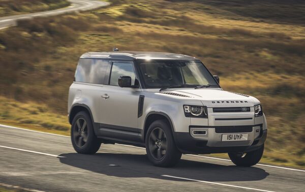 Xe ô tô Land Rover Defender  - Sputnik Việt Nam