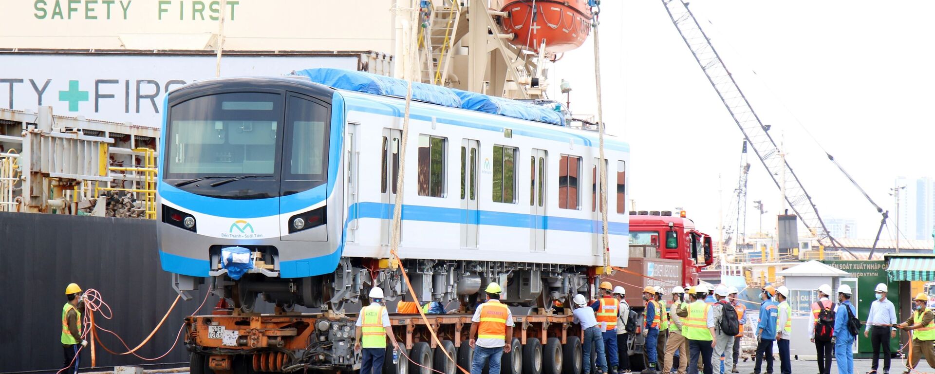 Thêm hai đoàn tàu tuyến metro số 1 Bến Thành – Suối Tiên về tới Thành phố Hồ Chí Minh - Sputnik Việt Nam, 1920, 10.05.2021