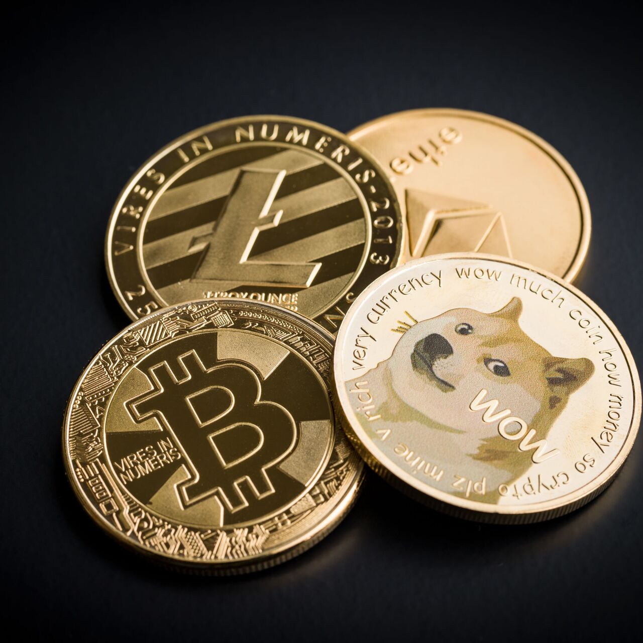 Cơn sốt Dogecoin: Lý do giới nghệ sĩ Việt đồng loạt xóa status quảng cáo  tiền ảo - 12.05.2021, Sputnik Việt Nam