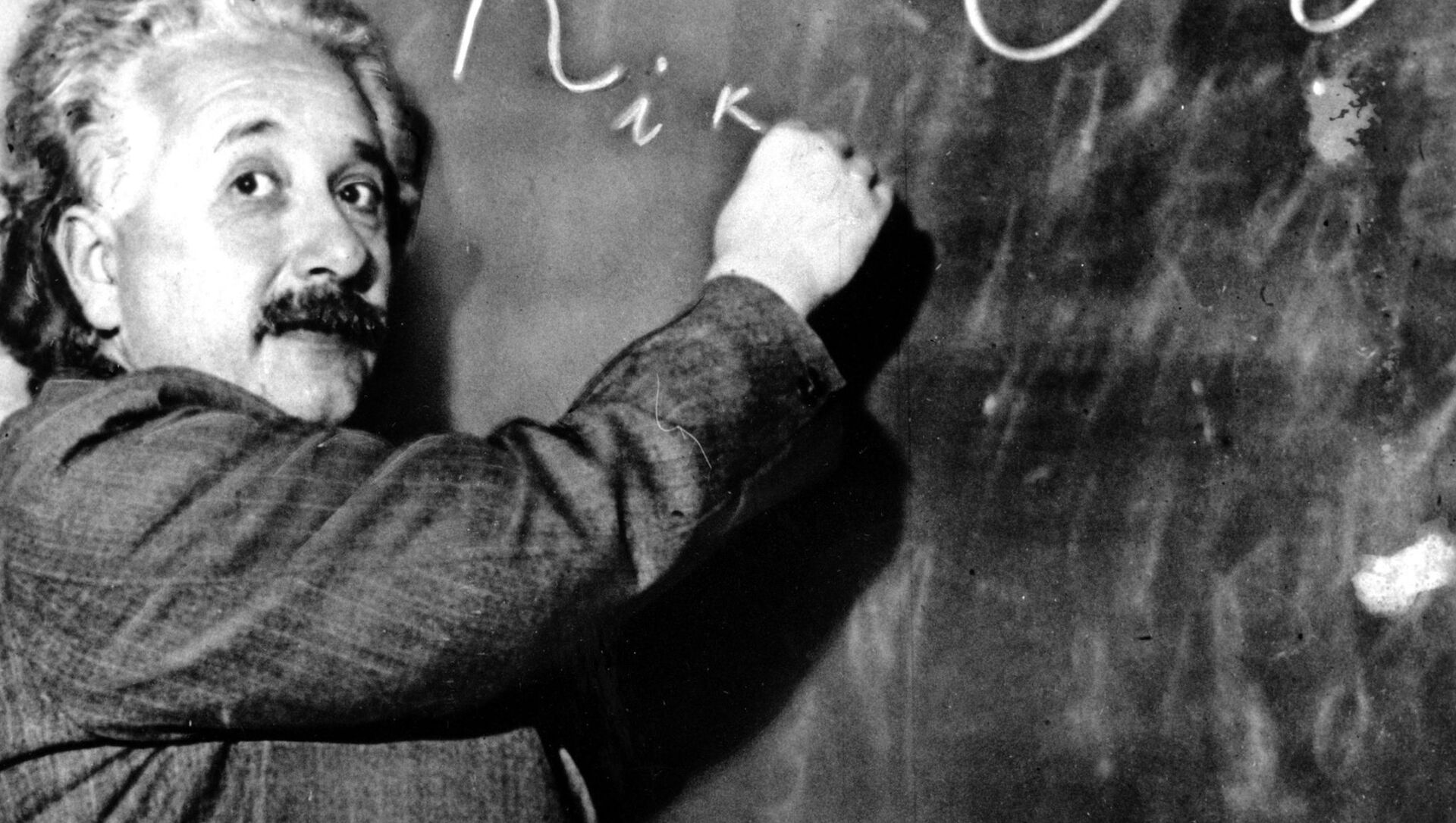 Nhà vật lý lý thuyết Albert Einstein. Nhà vật lý lý thuyết Albert Einstein. - Sputnik Việt Nam, 1920, 23.05.2021