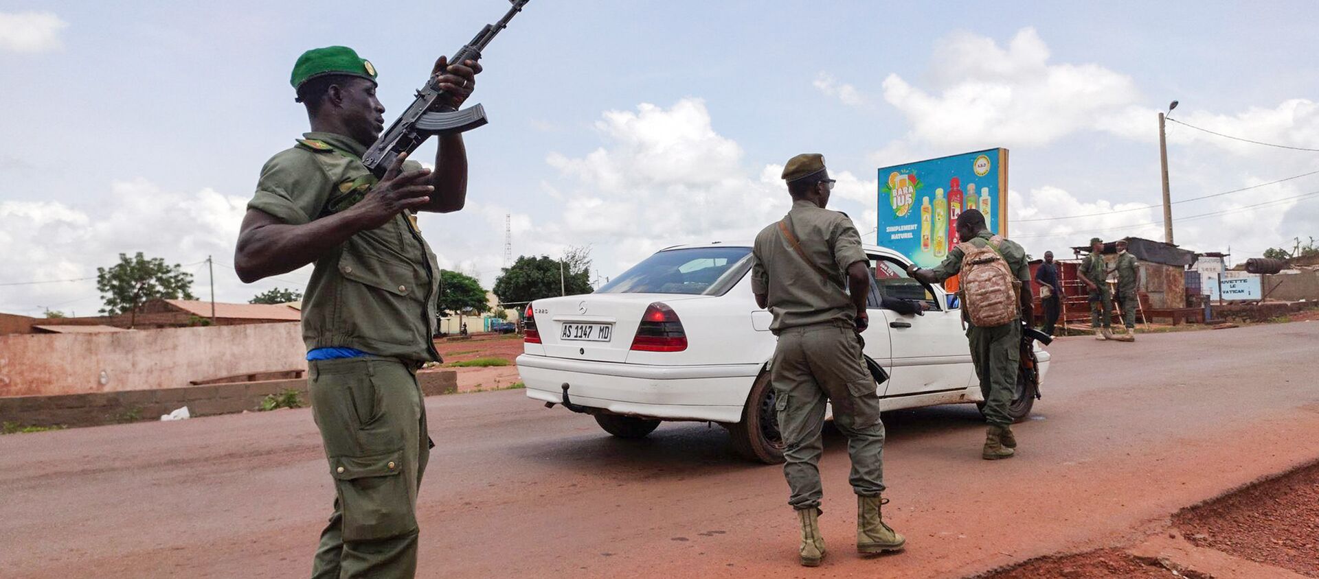 Nổi loạn ở Mali. - Sputnik Việt Nam, 1920, 20.07.2021