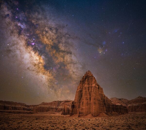 'Ngôi đền mặt trời' của Bryony Richards, lọt top đầu cuộc thi 2021 Milky Way Photographer of the Year - Sputnik Việt Nam