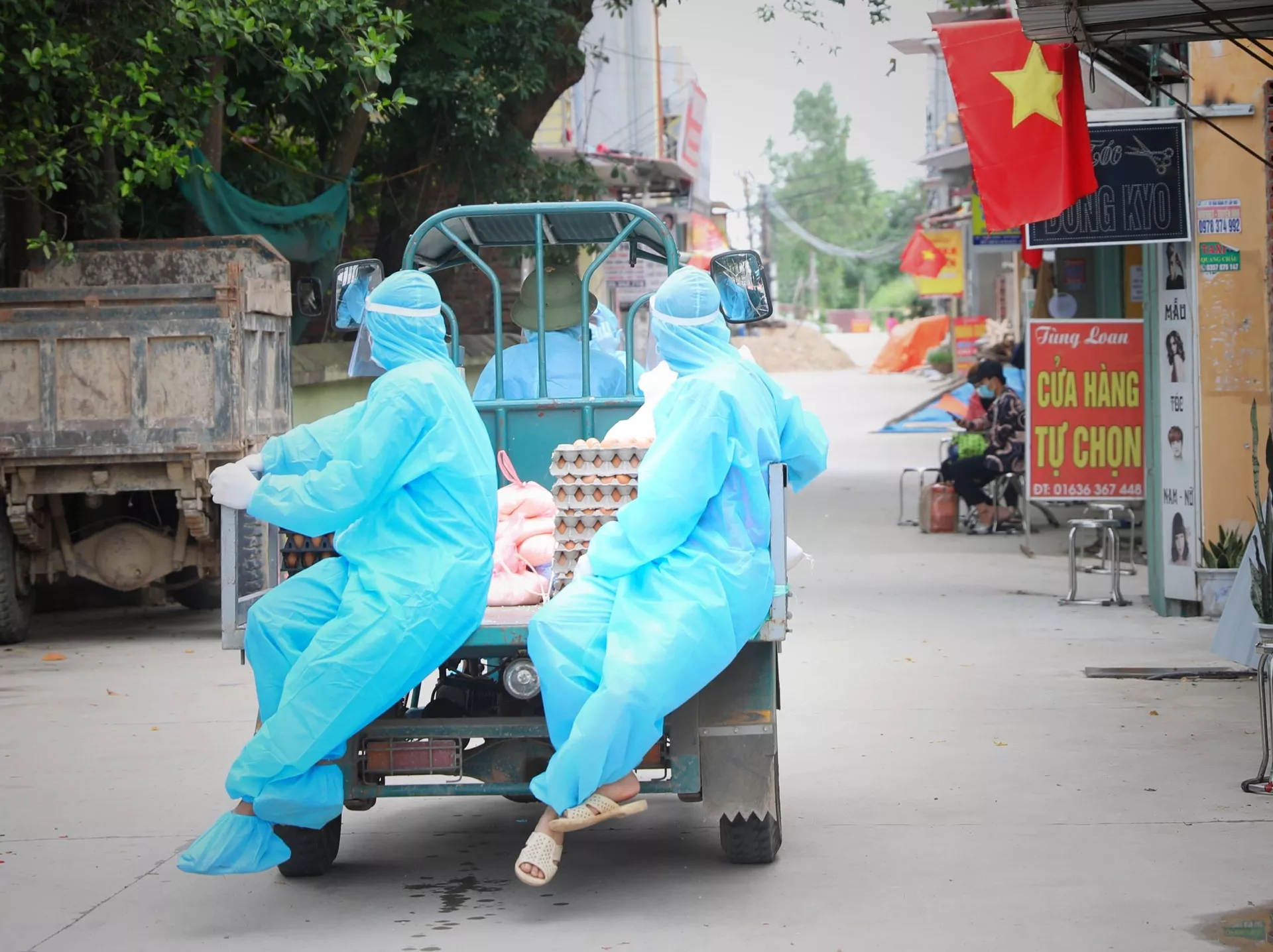Việt Nam phê duyệt thử nghiệm Nanocovax giai đoạn 3, Tiền Giang giãn cách xã hội Việt Nam phê duyệt thử nghiệm Nanocovax giai đoạn 3, Tiền Giang giãn cách xã hội - Sputnik Việt Nam, 1920, 11.06.2021