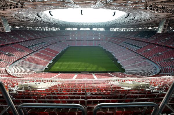 Sân vận động bóng đá «Puskas Ferenc Arena» ở Budapest (Hungary). Nơi đây sẽ diễn ra 4 trận đấu: Hungary - Bồ Đào Nha (15/6), Hungary - Pháp (19/6), Bồ Đào Nha - Pháp (23/6), vòng 1/8 (27/6). - Sputnik Việt Nam