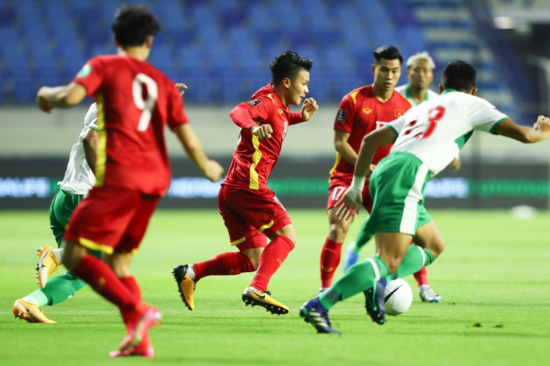 Việt Nam đè bẹp Indonesia 4:0: Đẳng cấp của thầy trò HLV Park Hang-seo  - Sputnik Việt Nam, 1920, 08.06.2021