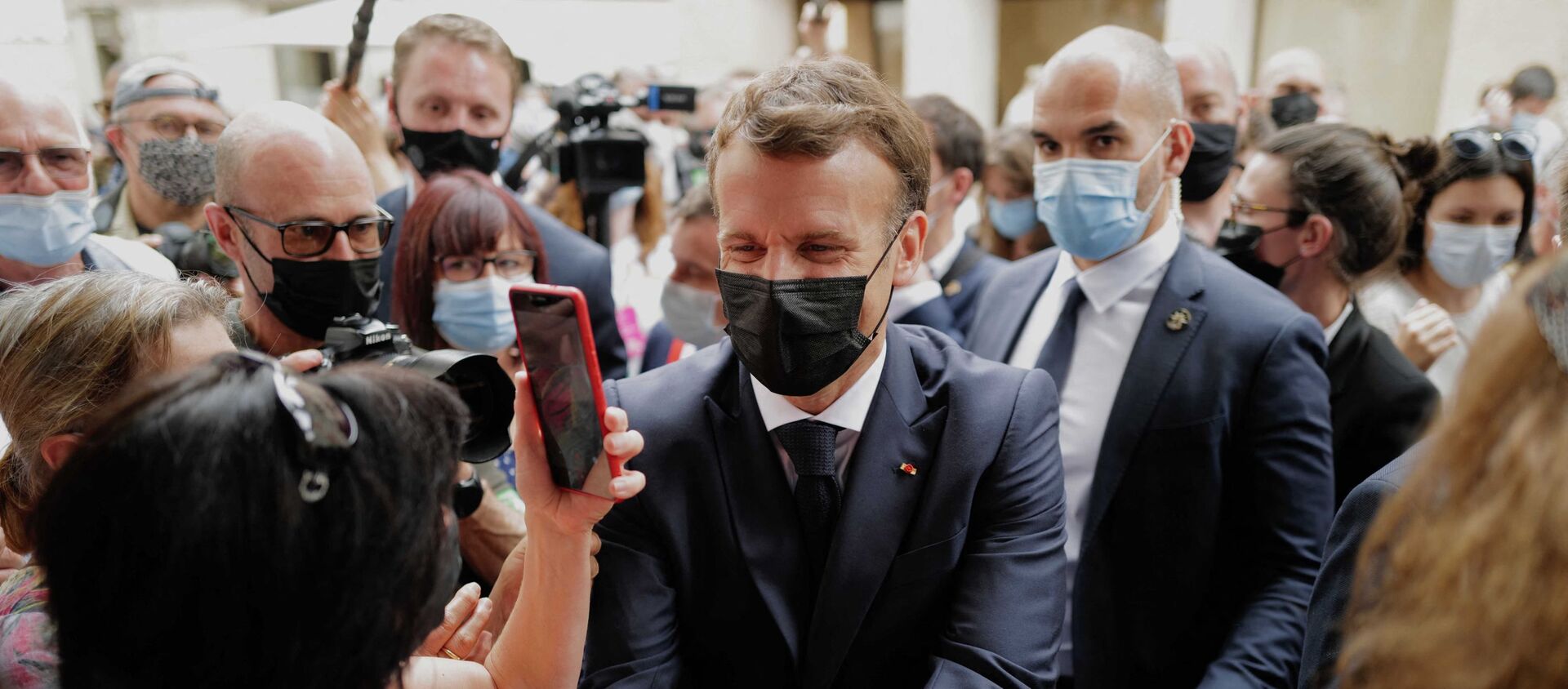 Tổng thống Pháp Emmanuel Macron - Sputnik Việt Nam, 1920, 09.06.2021