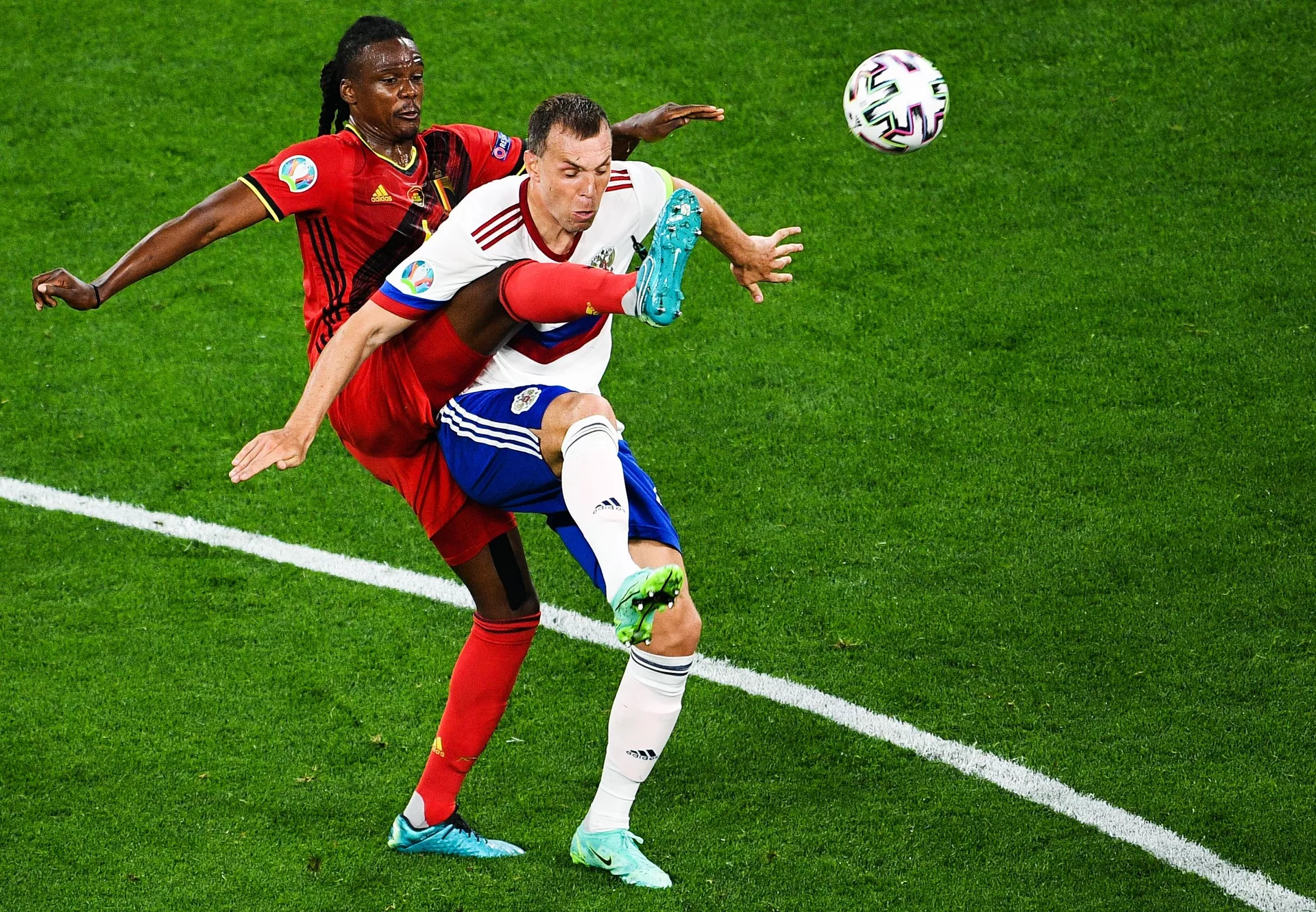 Thất bại đáng tiếc: Đội tuyển Nga thua đội tuyển Bỉ tại EURO 2020 Thất bại đáng tiếc: Đội tuyển Nga thua đội tuyển Bỉ tại EURO 2020 - Sputnik Việt Nam, 1920, 13.06.2021