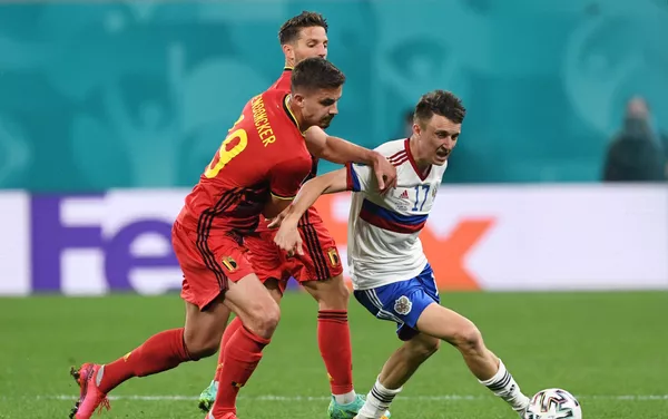 Trận đấu giữa đội tuyển Nga và Bỉ tại Euro 2020 Trận đấu giữa đội tuyển Nga và Bỉ tại Euro 2020 - Sputnik Việt Nam