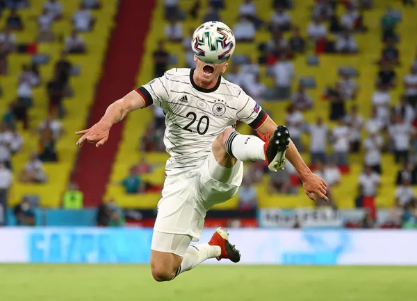 Cầu thủ Đức Robin Gosens tại Euro 2020 Cầu thủ Đức Robin Gosens tại Euro 2020 - Sputnik Việt Nam