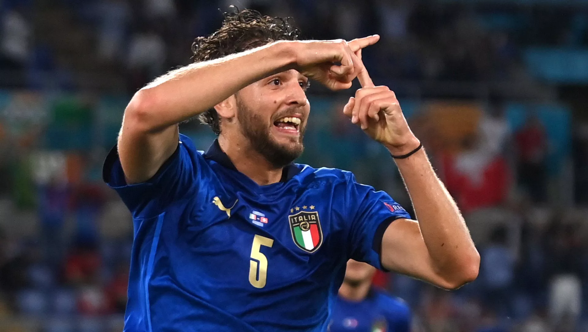 Tiền vệ Manuel Locatelli của Italia.