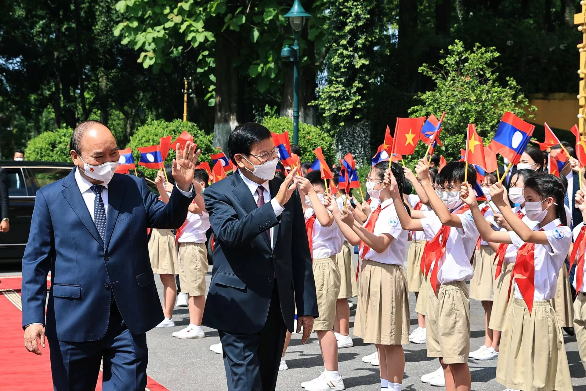 Không chỉ là anh em, Việt Nam quan trọng với Lào như thế nào? Không chỉ là anh em, Việt Nam quan trọng với Lào như thế nào? - Sputnik Việt Nam, 1920, 28.06.2021
