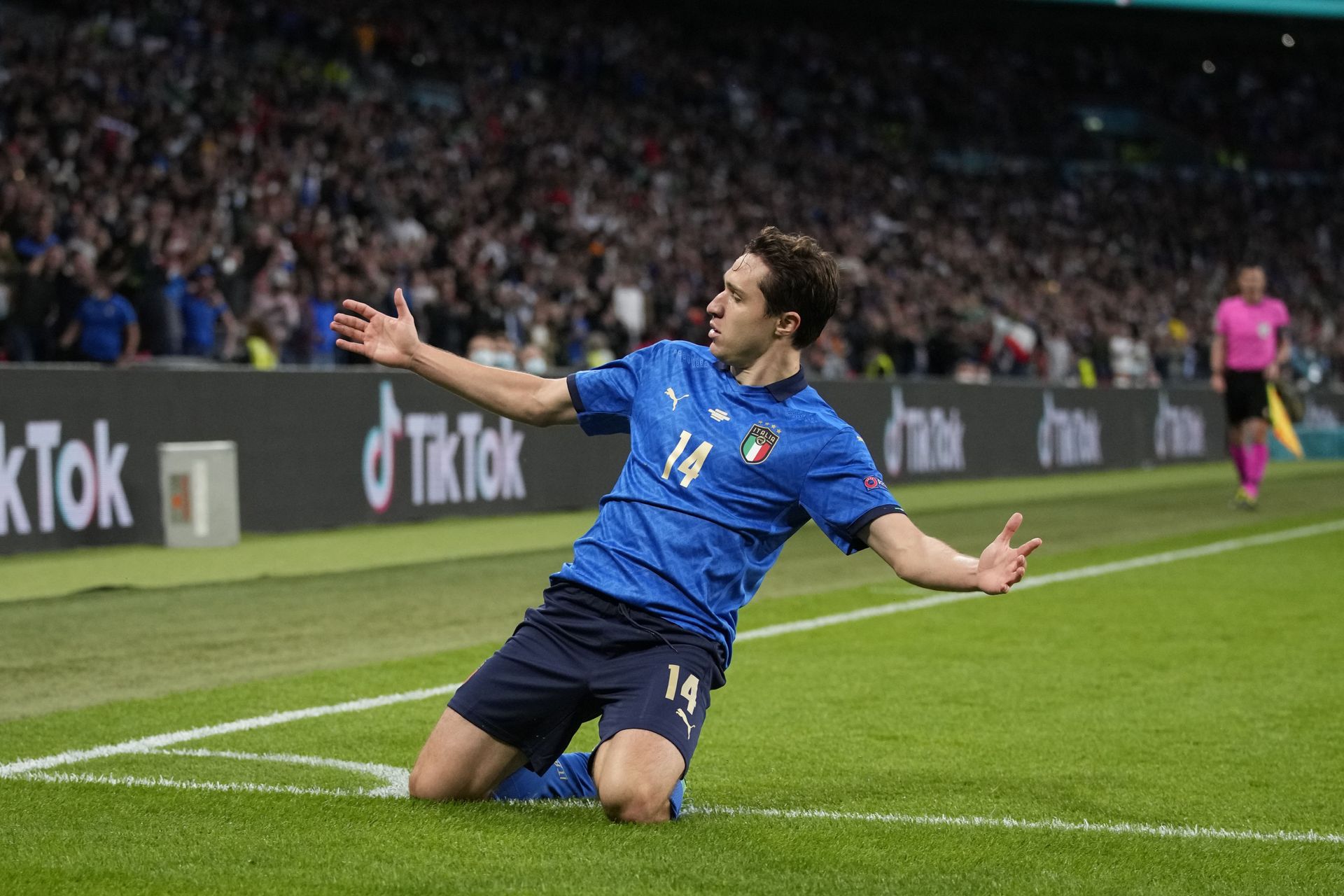 Đội tuyển Ý vào chung kết EURO 2020 Đội tuyển Ý vào chung kết EURO 2020 - Sputnik Việt Nam, 1920, 07.07.2021