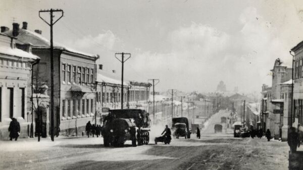 Nhóm quân Đức trên phố Lenin, thành phố Oryol, năm 1941 - Sputnik Việt Nam