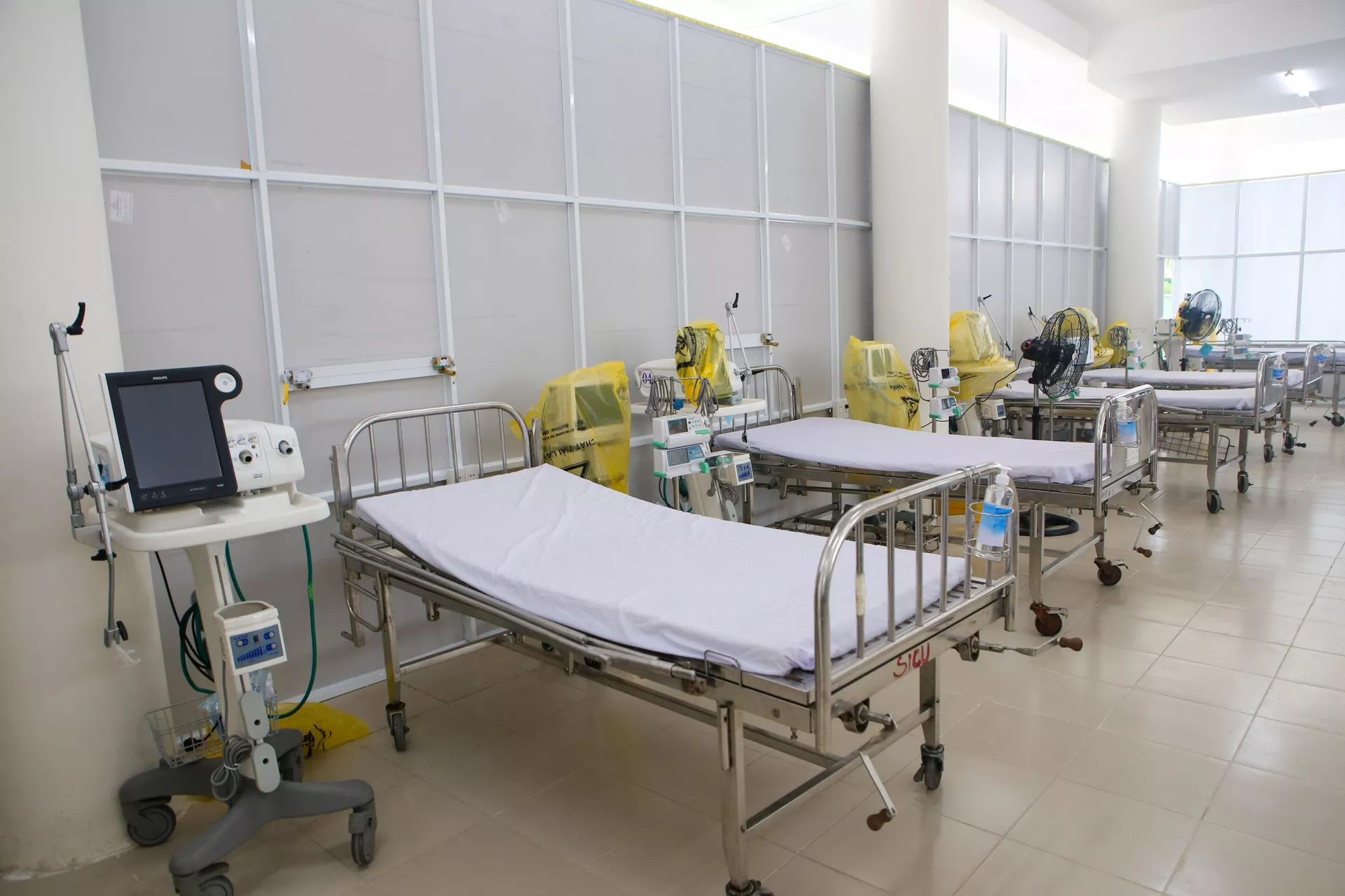 Bộ Y tế sẽ chuyển hơn 12 triệu liều vắc-xin Covid-19 cho các “đầu tàu kinh tế” Bộ Y tế sẽ chuyển hơn 12 triệu liều vắc-xin Covid-19 cho các “đầu tàu kinh tế” - Sputnik Việt Nam, 1920, 25.07.2021